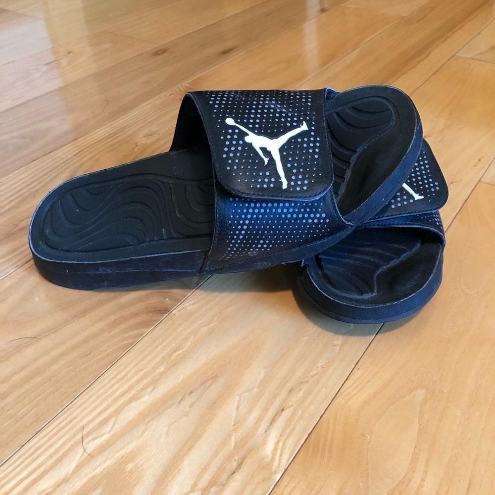 NWOT air Jordan slides